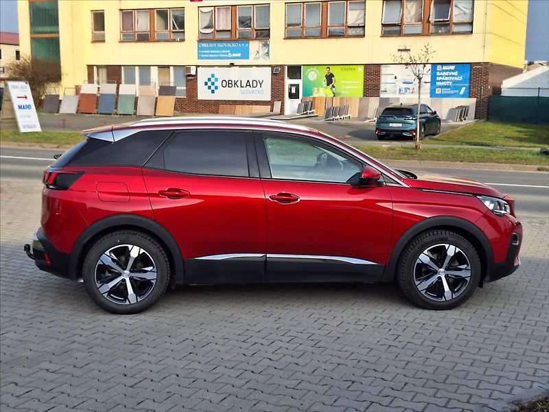 Peugeot 3008 1,5 BlueHDI  Allure GripContro - fotka 3 z 10