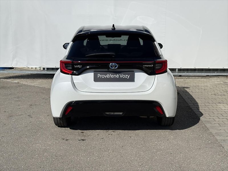 Toyota Yaris 1,5 Selection Style - fotka 5 z 19