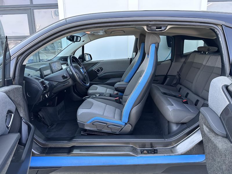 BMW i3 s 120Ah 135kw - fotka 8 z 24