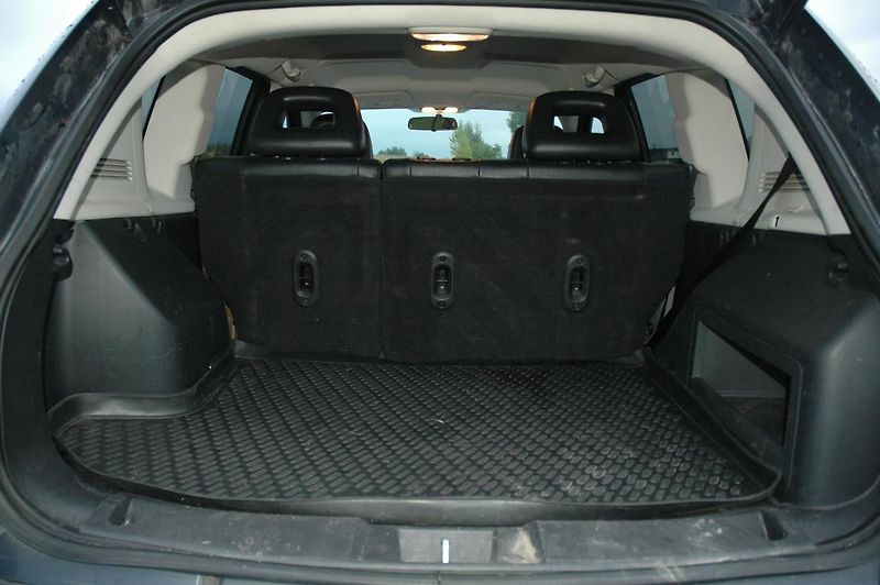 Jeep Compass 2,4  4x4 benzín kuže manual - fotka 11 z 15