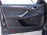 Ford S-MAX (2008) 2.0TDCi, AC, park.čidla - náhled 15