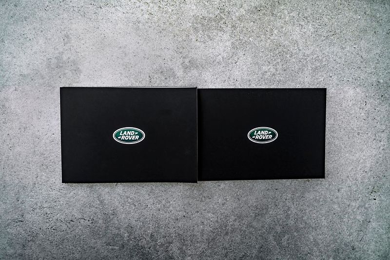 Land Rover Defender SE V6 D200, panorama, Meridian - fotka 22 z 23