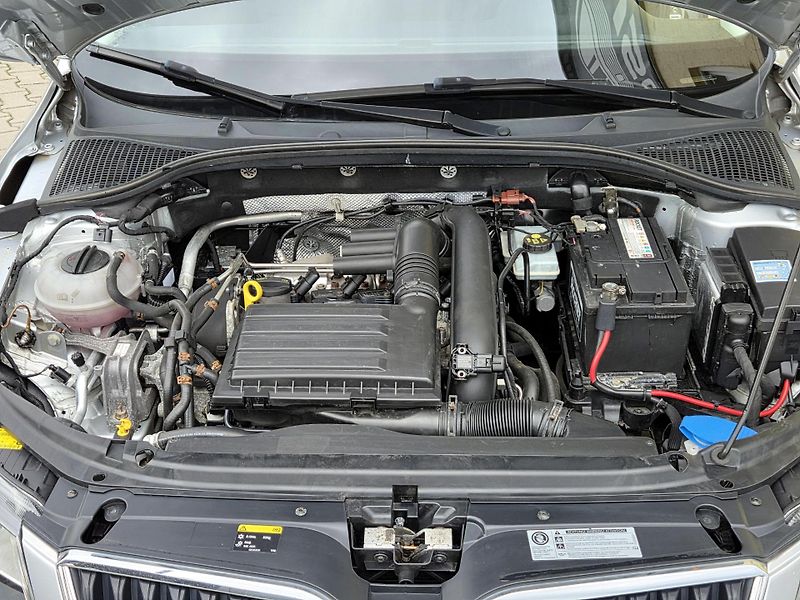 Škoda Octavia 1,2 TSi PO ROZVODECH, 1.maj - fotka 5 z 41