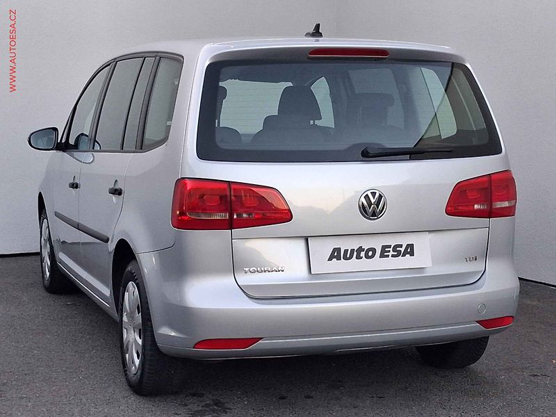 Volkswagen Touran (2013) 1.6TDi, Trendline - fotka 6 z 15