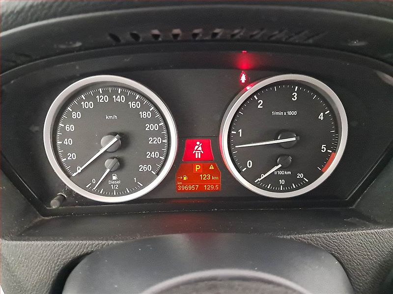 BMW X6 (2008) xDrive30d, 4X4, Automat, Navi - fotka 11 z 16