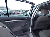 Volkswagen Golf 1,6 Digi Klima,Webasto  Tour - náhled 10
