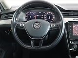 Volkswagen Passat (2018) Highline 2.0 TDI, Automat - náhled 16