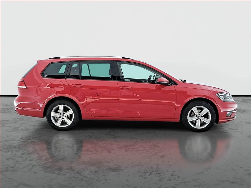 Volkswagen Golf (2018) 1.0 TSI, Tempomat - fotka 6 z 19