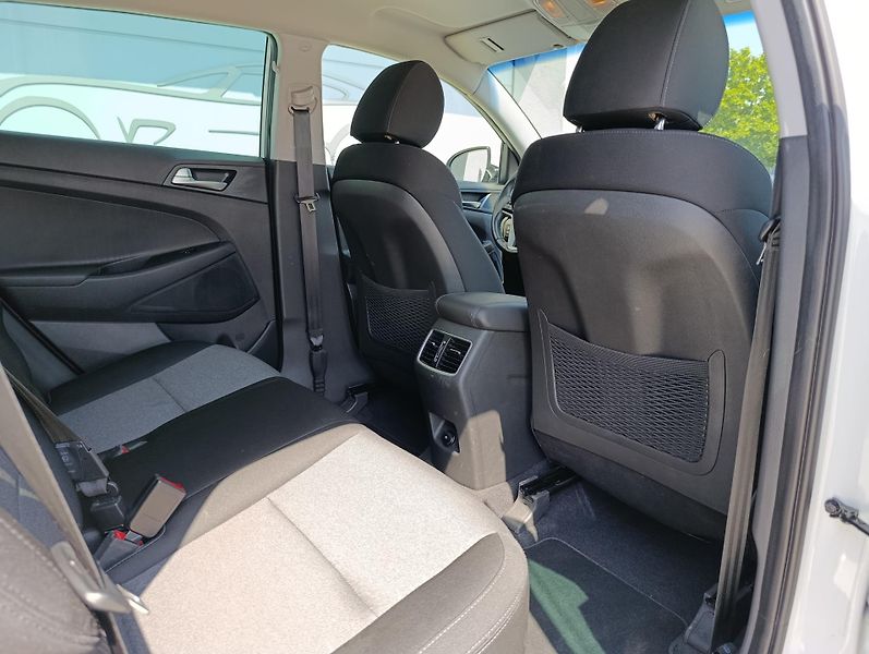 Hyundai Tucson 1.6T-GDI ADVENTURE DCT ČR  - fotka 15 z 40