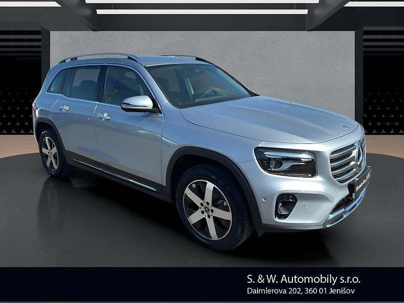 Mercedes-Benz GLB 180 d - fotka 3 z 26
