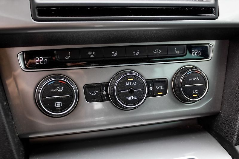 Volkswagen Passat - fotka 17 z 31