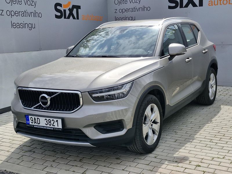Volvo XC40  T2 Momentum PRO 1,5 (95 kW)  - fotka 1 z 5