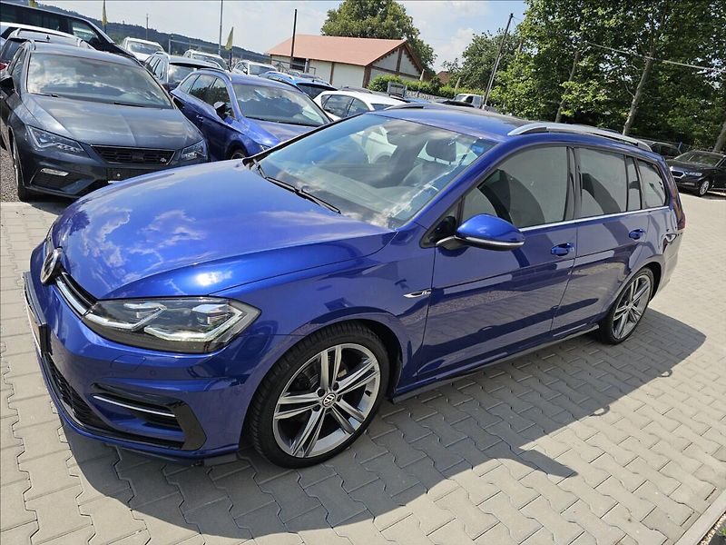Volkswagen Golf 1,4TSi R-Line Webasto NAVI - fotka 10 z 43