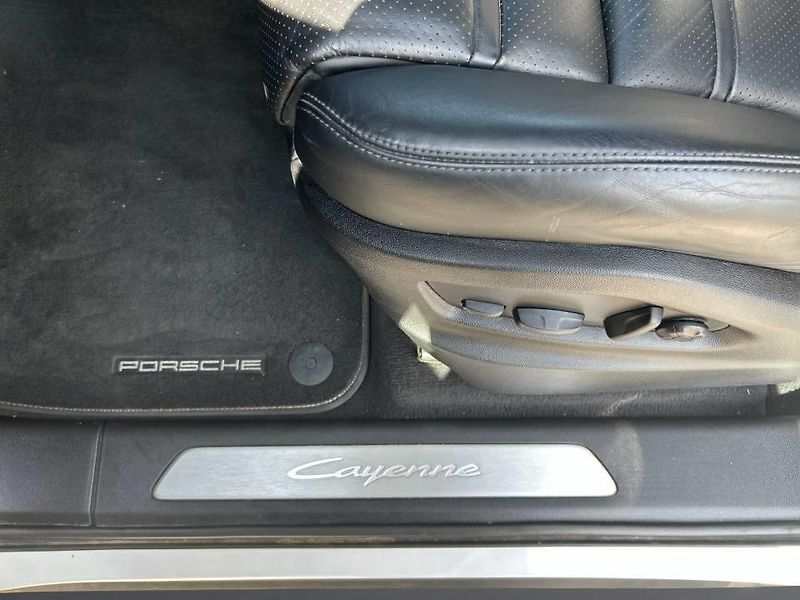 Porsche Cayenne Coupe - fotka 29 z 30