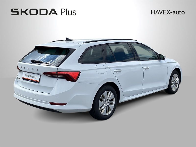 Škoda Octavia (2024) Combi 2.0 TDI Ambition - fotka 2 z 31