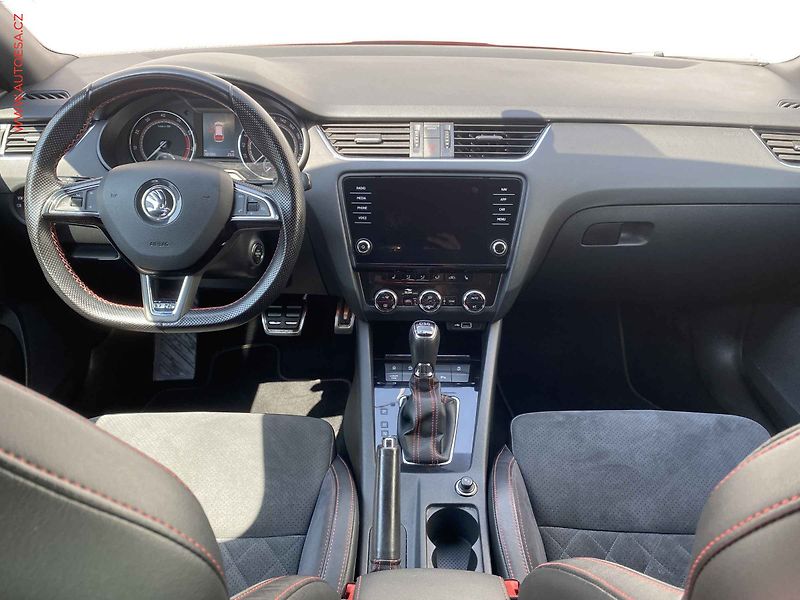 Škoda Octavia (2018) 2.0 TSi, RS, DSG, LED, navi - fotka 8 z 20