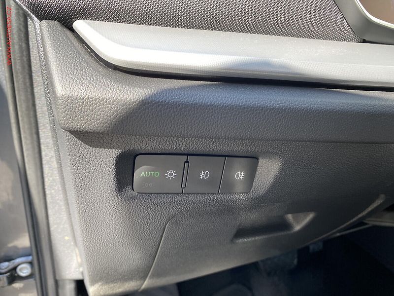 Škoda Octavia (2023) 2.0 TDi, ČR, Style, DSG, LED - fotka 15 z 19