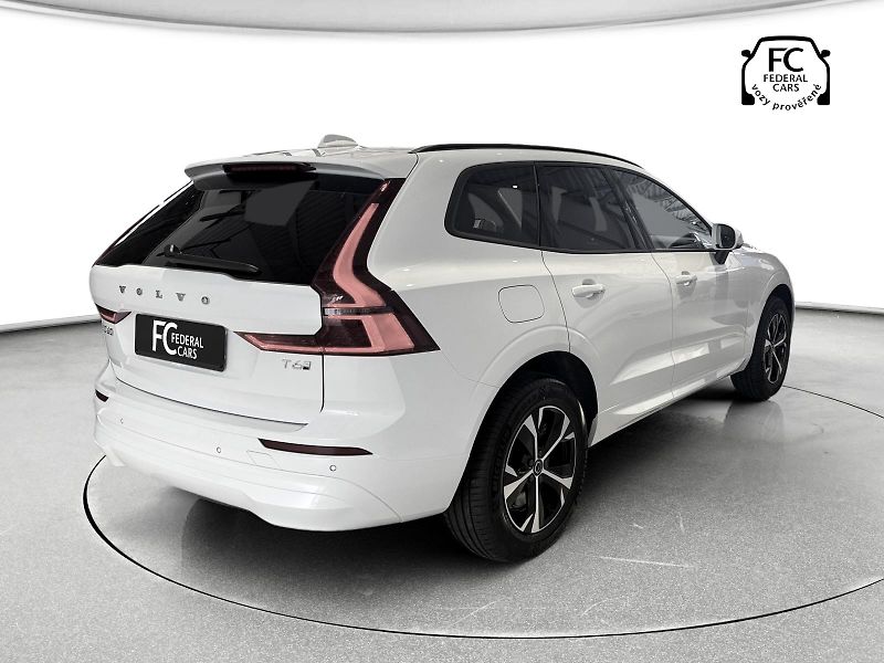 Volvo XC60 (2026) T6 PHEV CORE + 4ZÁRUKA/SERVIS - fotka 9 z 17