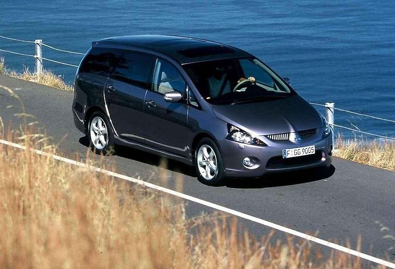 Mitsubishi uvádí nový Grandis s osmiletou zárukou.