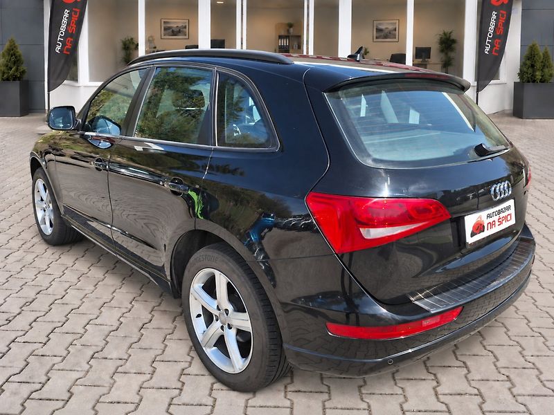 Audi Q5 (2012) 2.0TDI 105kW QUATTRO S-LINE - fotka 5 z 30