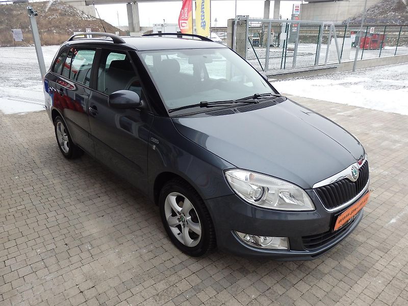 Škoda Fabia 1.2 TSI WEBASTO, DIGI. KLIMA - fotka 3 z 26