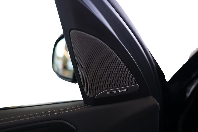 BMW X5 xDrive30d - fotka 27 z 31