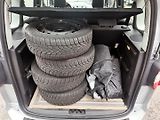 Ford Tourneo Courier 1.0i EB 74kw Winter Paket - náhled 18