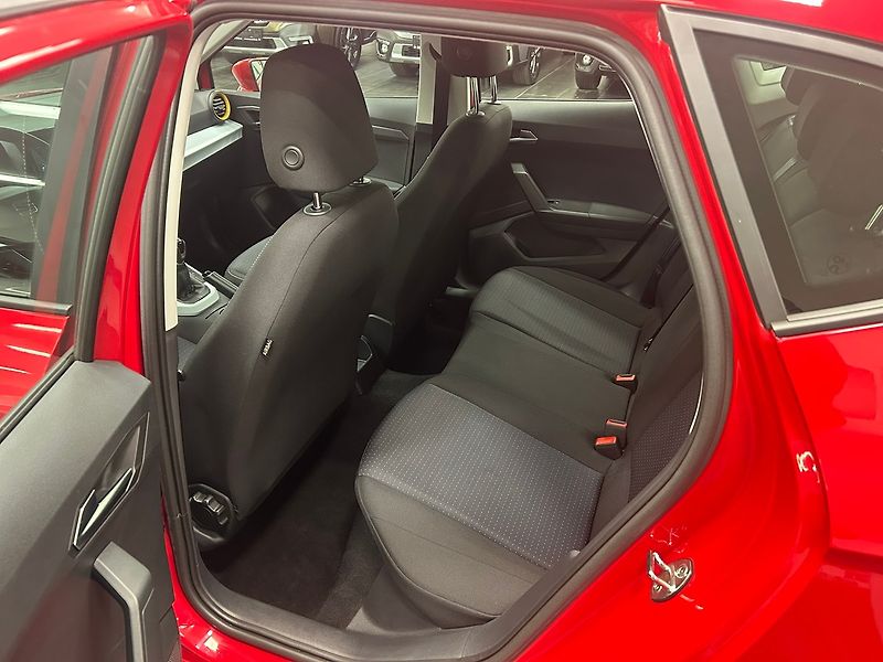 Seat Arona (2022) 1.0 TGI MAN Style 2020 | Záruk - fotka 13 z 45