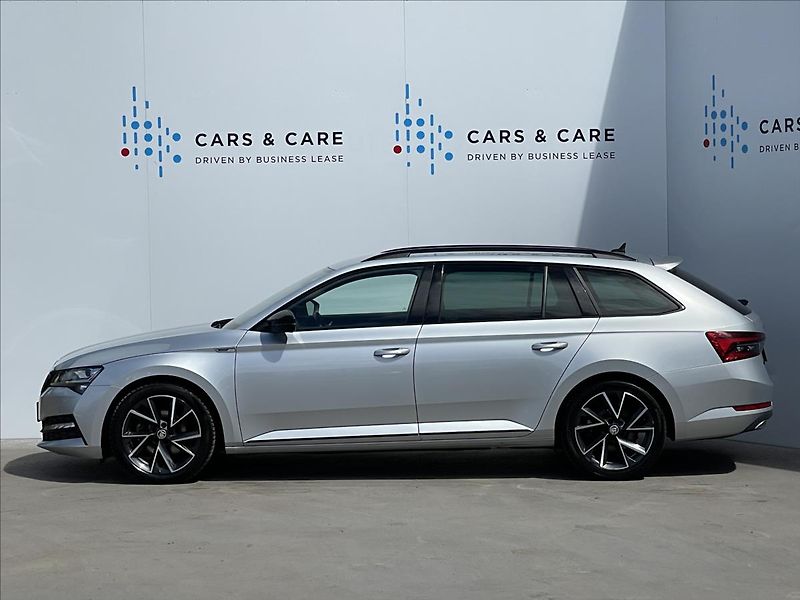 Škoda Superb 2,0 TDI DSG Sportline ACC+LED - fotka 2 z 24