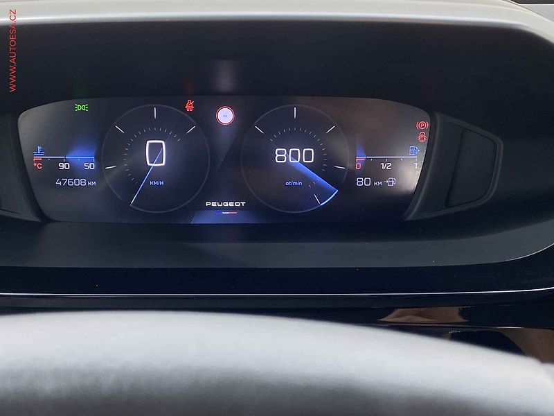 Peugeot 308 (2022) 1.2PT, Allure, LED, TZ, navi - fotka 17 z 18