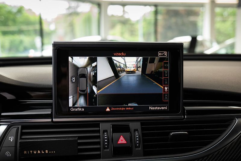 Audi RS 6 Bang&Olufsen/360 - fotka 16 z 26
