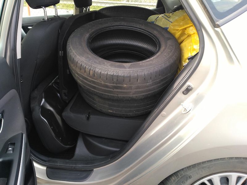 Kia Ceed 1,4i + LPG - fotka 6 z 26
