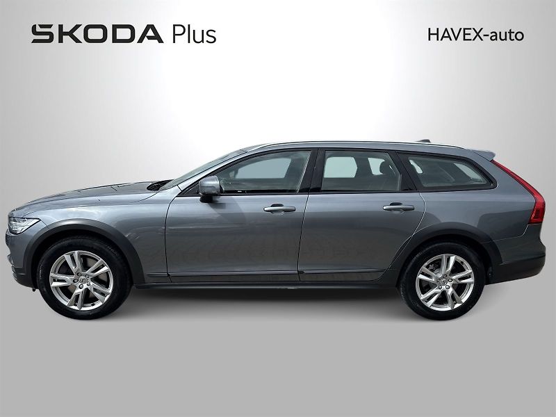 Volvo V90 (2019) 2.0 TDI 4x4 Automat CROSS COUN - fotka 3 z 31