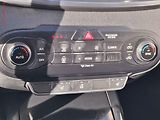 Kia Sorento (2017) 2.2CRDi 4x4, ČR, Navi, xenon - náhled 16