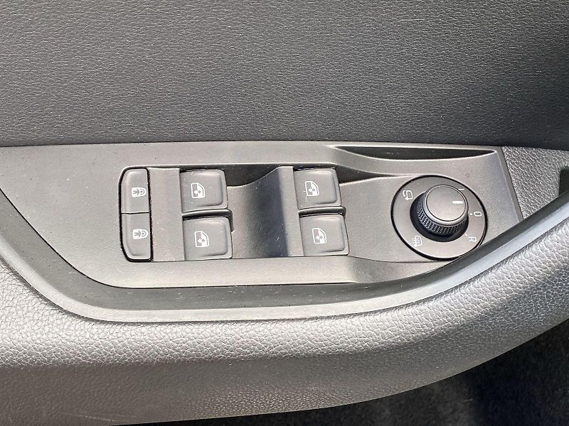 Škoda Superb (2022) Combi 2.0 TDI DSG Ambition - fotka 19 z 32