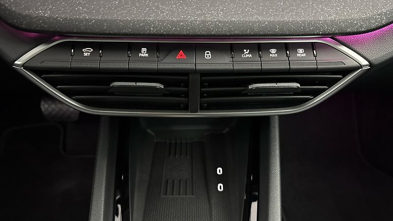 Škoda Octavia 2.0 TDI DSG Top Selection Comb - fotka 13 z 29