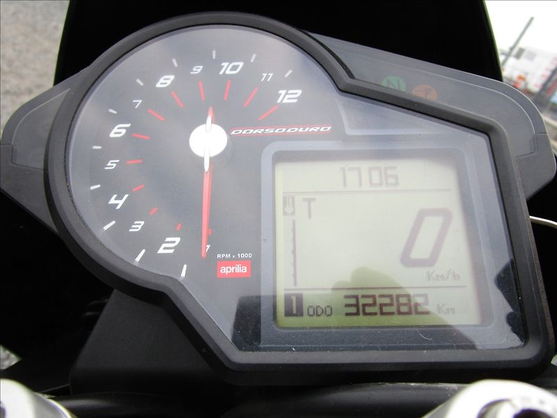 Aprilia 750 ABS  Dorsoduro - fotka 22 z 25