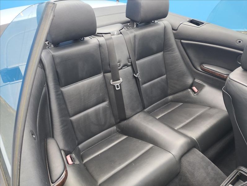 BMW Řada 3 320i 105KW KABRIO   2,0 - fotka 9 z 18