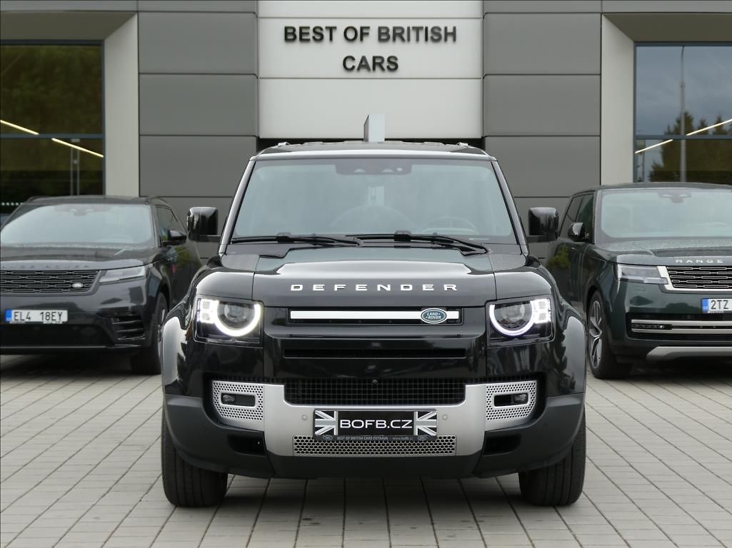 Land Rover Defender 3,0 D250 110 SE,1.maj,ČR,tažné