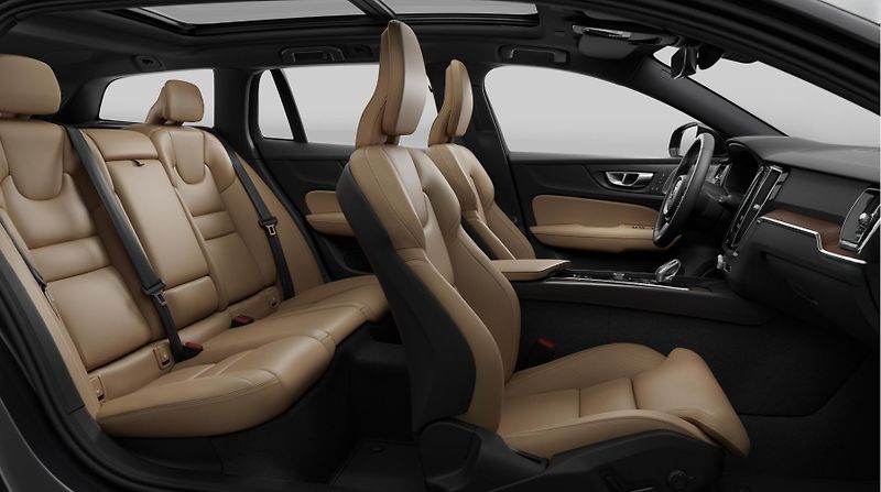 Volvo V60 (2026) B4 PLUS DARK AUT - fotka 5 z 19
