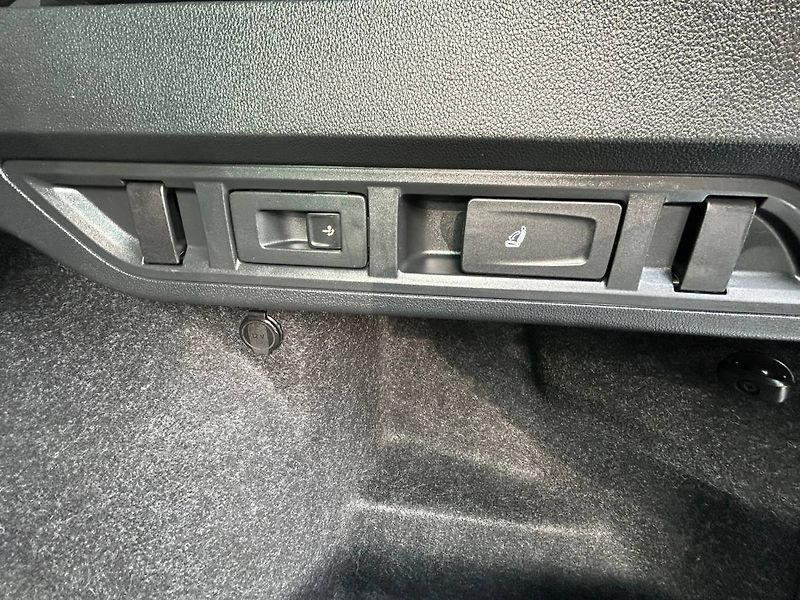 Škoda Octavia (2023) 2.0TDI DSG 110 kW TAŽNÉ Head U - fotka 28 z 35