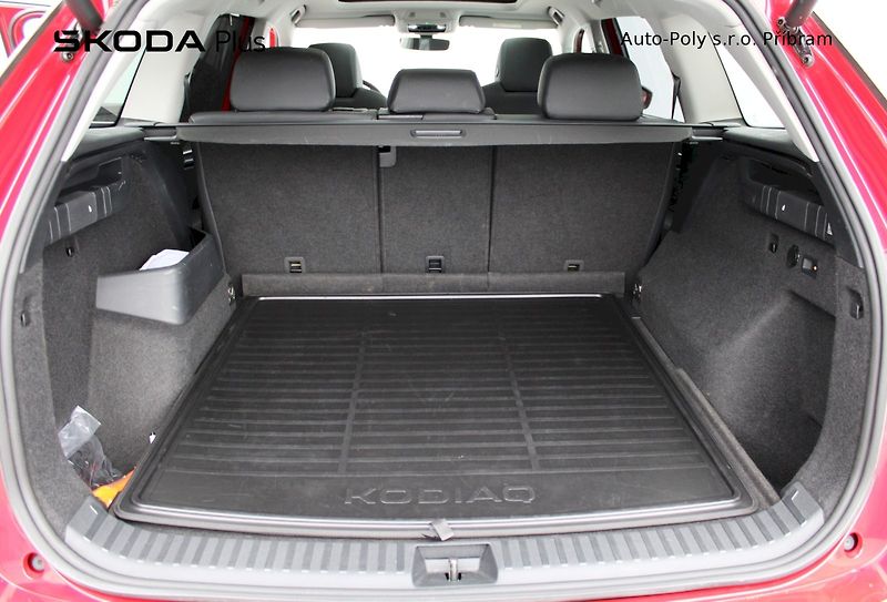 Škoda Kodiaq (2024) Exclusive Selection 2.0TDI / 1 - fotka 21 z 23