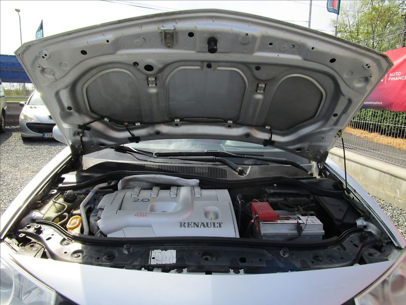 Renault Mégane 2.0T 16V, Cabrio - fotka 47 z 47