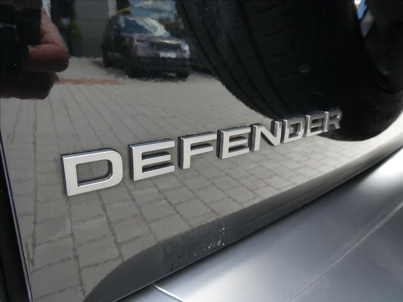 Land Rover Defender 5,0 P525 Carpath.EDT,1Maj,DPH - fotka 45 z 47