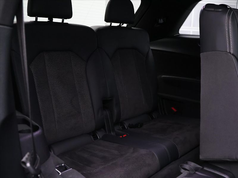 Audi Q7 3,0 TDI 200kW Quattro S-LINE - fotka 14 z 43