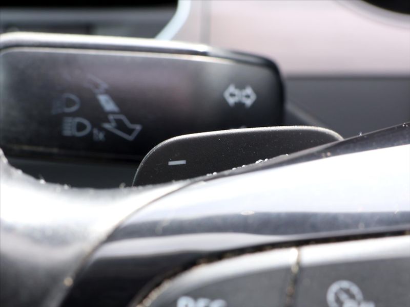 Volkswagen Golf Sportsvan 1,4 TSI 92kW Comfortline DSG - fotka 21 z 41