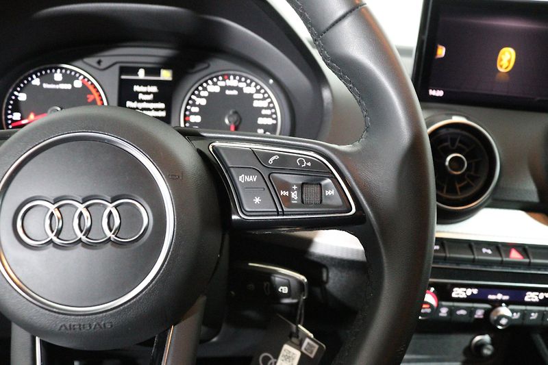 Audi Q2 30 TFSI 81 kW - fotka 19 z 26
