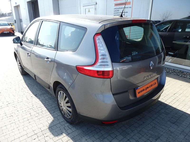 Renault Grand Scénic 1.6i 81 kW KLIMA, 6x AIRBAG - fotka 5 z 14