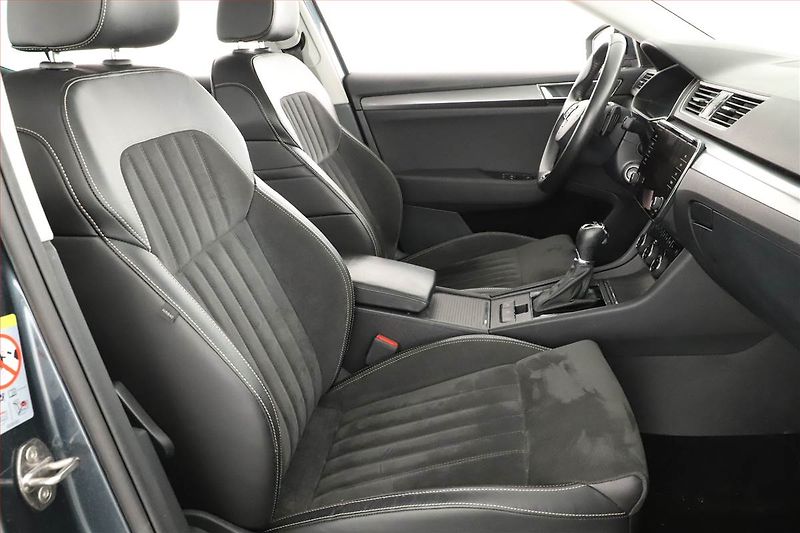 Škoda Superb (2021) Style 2.0 TDI - fotka 7 z 20
