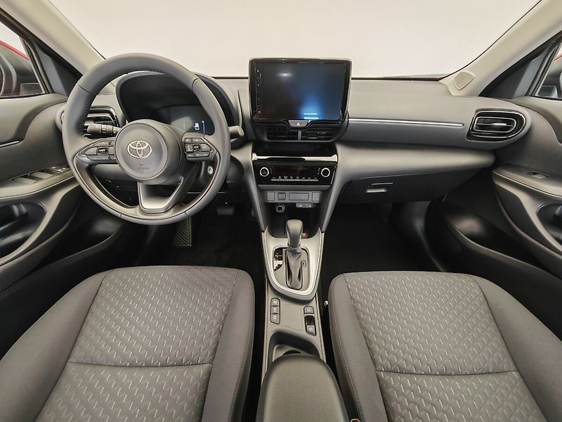 Toyota Yaris Cross 1.5 Hybrid eCVT Comfort 4x2 - fotka 9 z 28